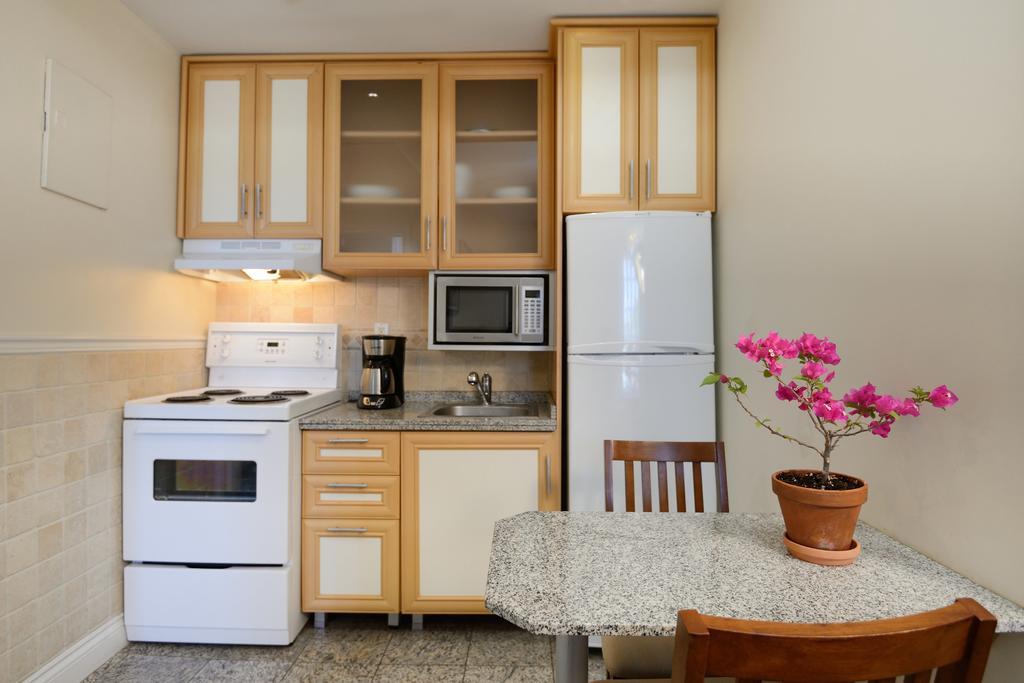 מונטריאול Parc Suites Hotel מראה חיצוני תמונה